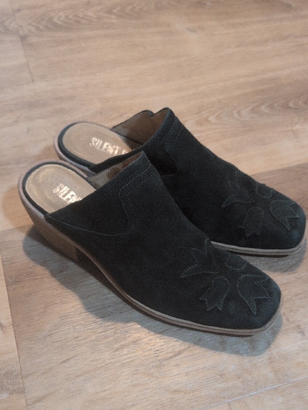 ANTHRO Silent D Black Suede Floral Slip-On Mules - Picture 2 of 9